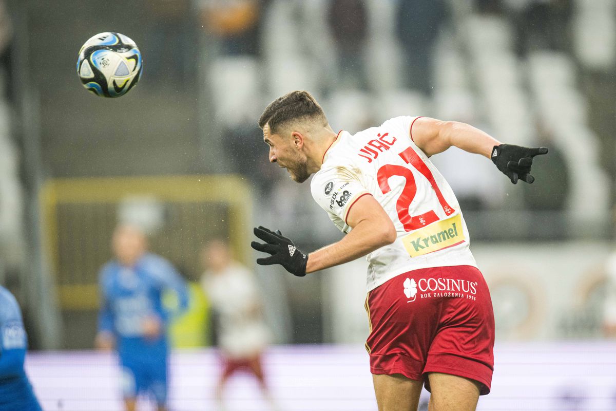 Oțelul a oficializat al patrulea transfer al verii. Cu el vrea Dorinel Munteanu să atace play-off-ul