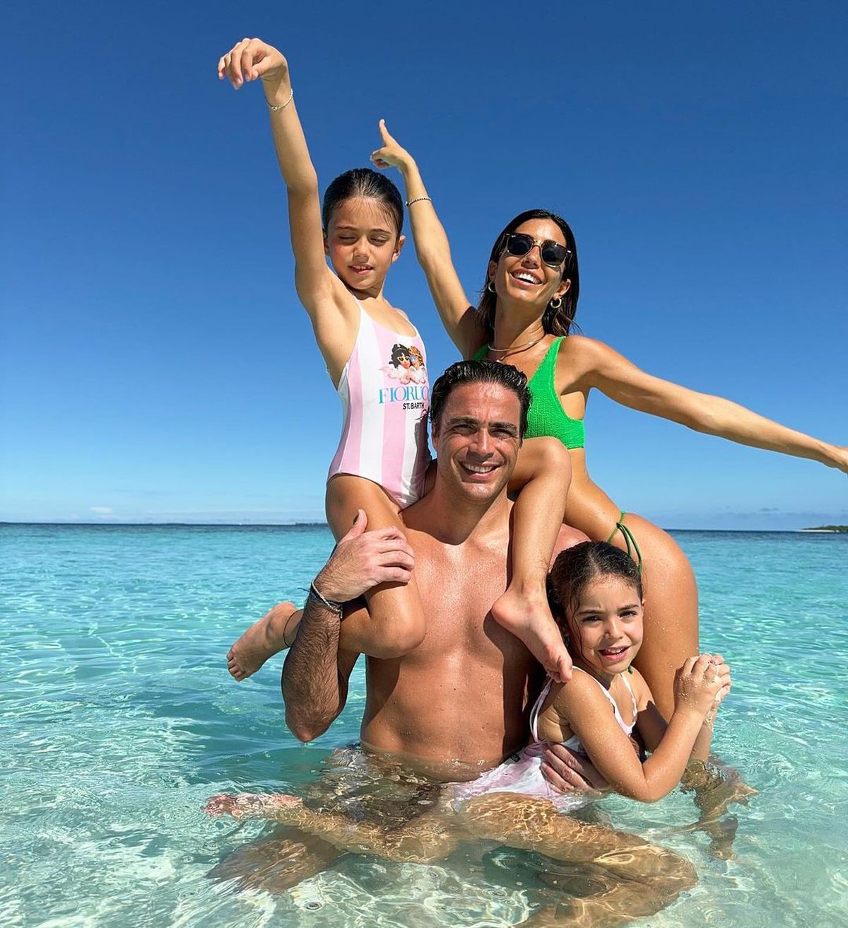 Soția unui fost internațional italian a „rupt” Instagramul. Imaginea care a strâns 139.000 de aprecieri în timp-record