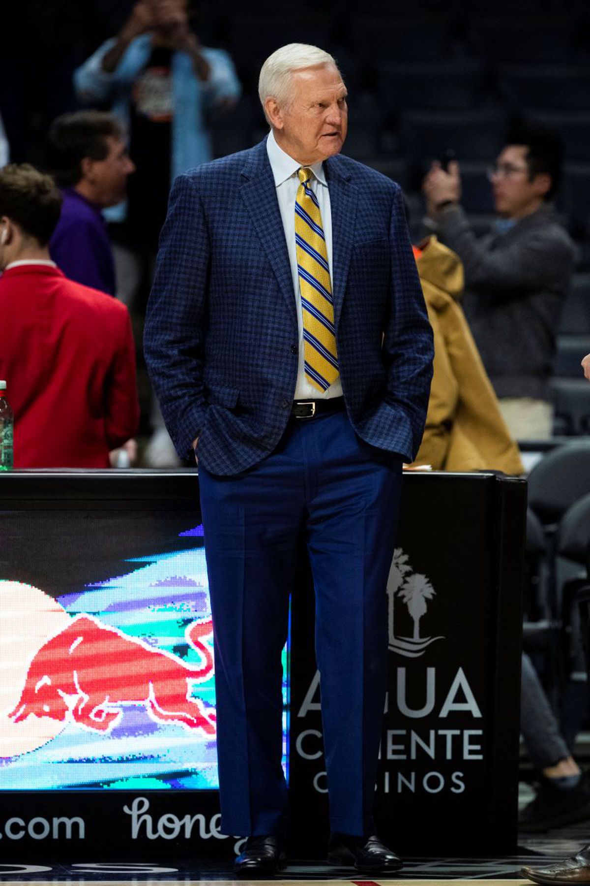 Jerry West, legendarul jucător care a inspirat sigla NBA, s-a stins din viață la 86 de ani