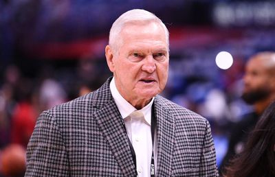 Jerry West, legendarul jucător care a inspirat sigla NBA, s-a stins din viață la 86 de ani