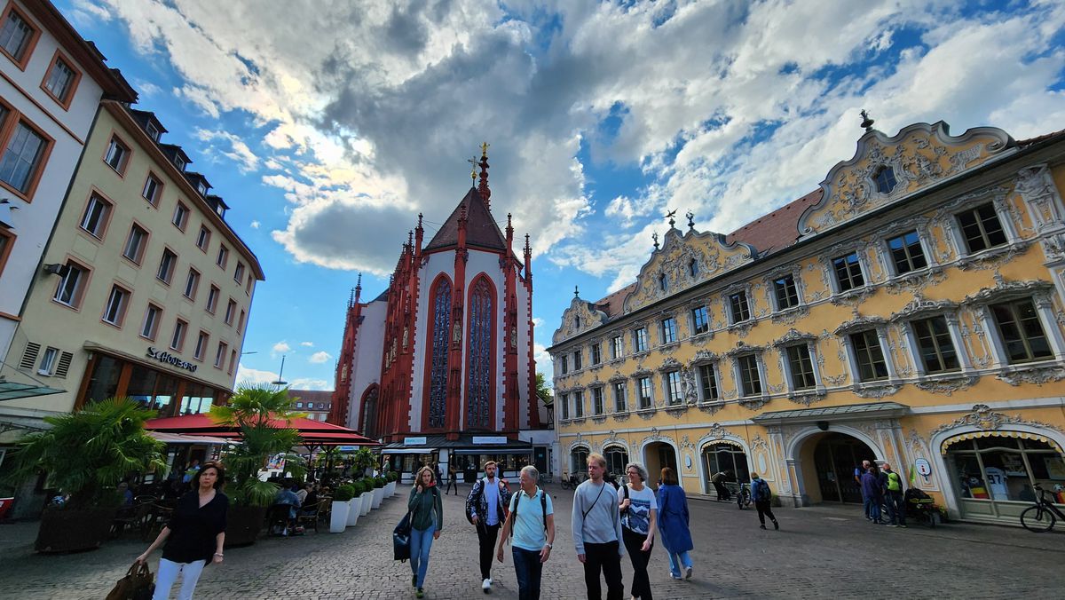 Cum arată Wurzburg, orașul în care România se pregătește pentru EURO 2024