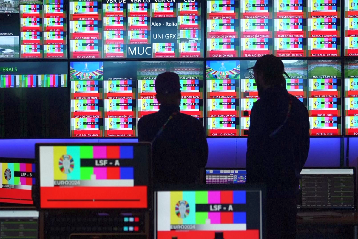 Lumea SF a producerii Euro 2024 » Poftiți în punctul de comandă de unde se va transmite semnal pentru toate televiziunile din lume!