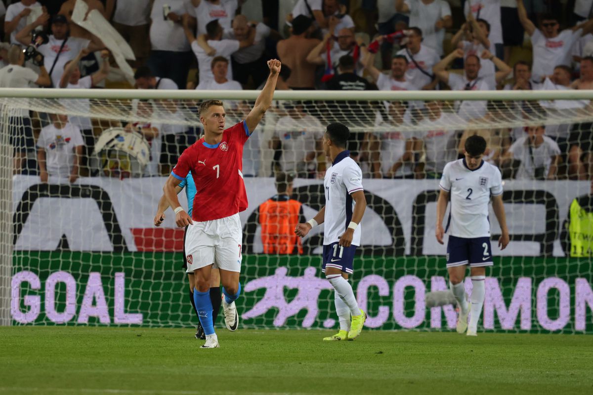 „Drăgușin e un monstru!” » Interviu EXCLUSIV cu coechipierul românului de la Tottenham: „Mi-a făcut treaba mai ușoară”