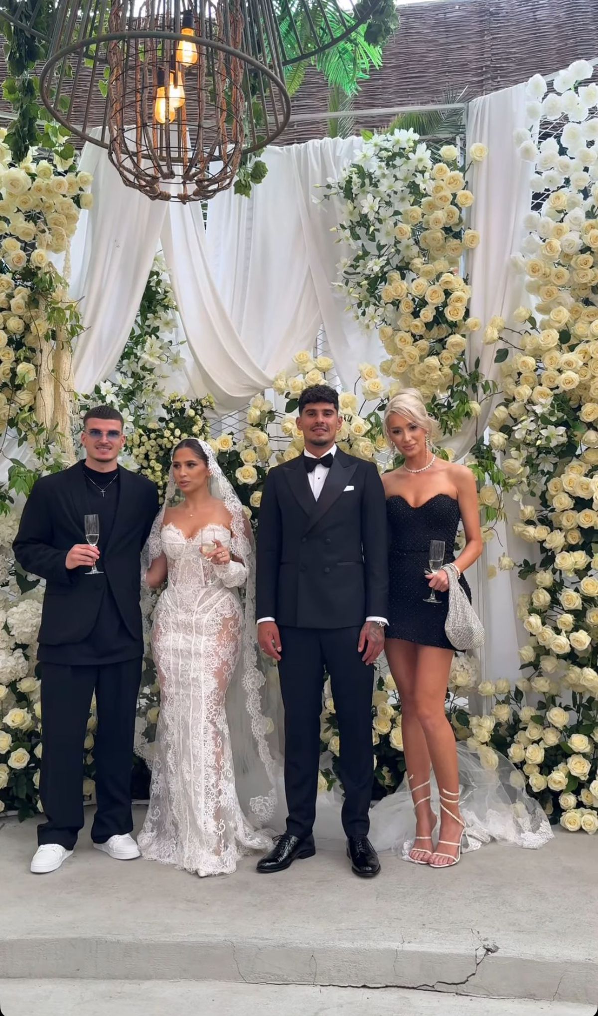 Apariția serii la nunta lui Florinel Coman, la Constanța: „Mr&Mrs”