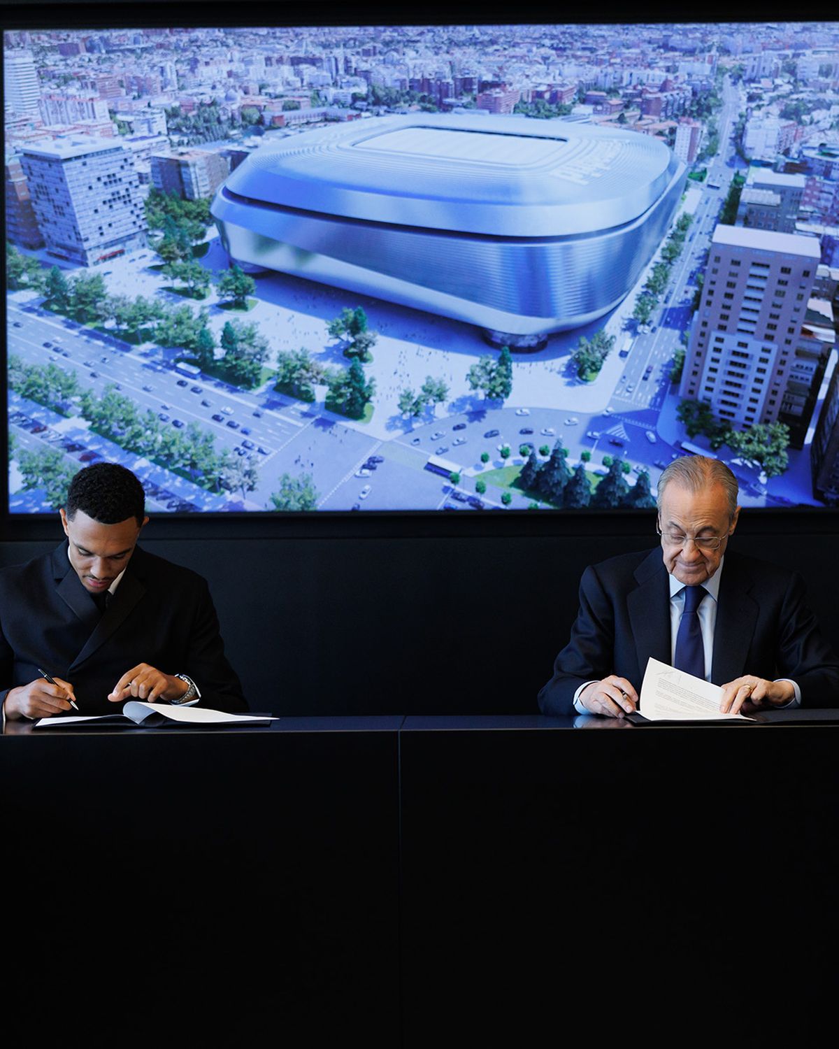 Trent Alexander-Arnold, prezentat oficial la Real Madrid » Internaționalul englez a fost însoțit de iubita sa superbă