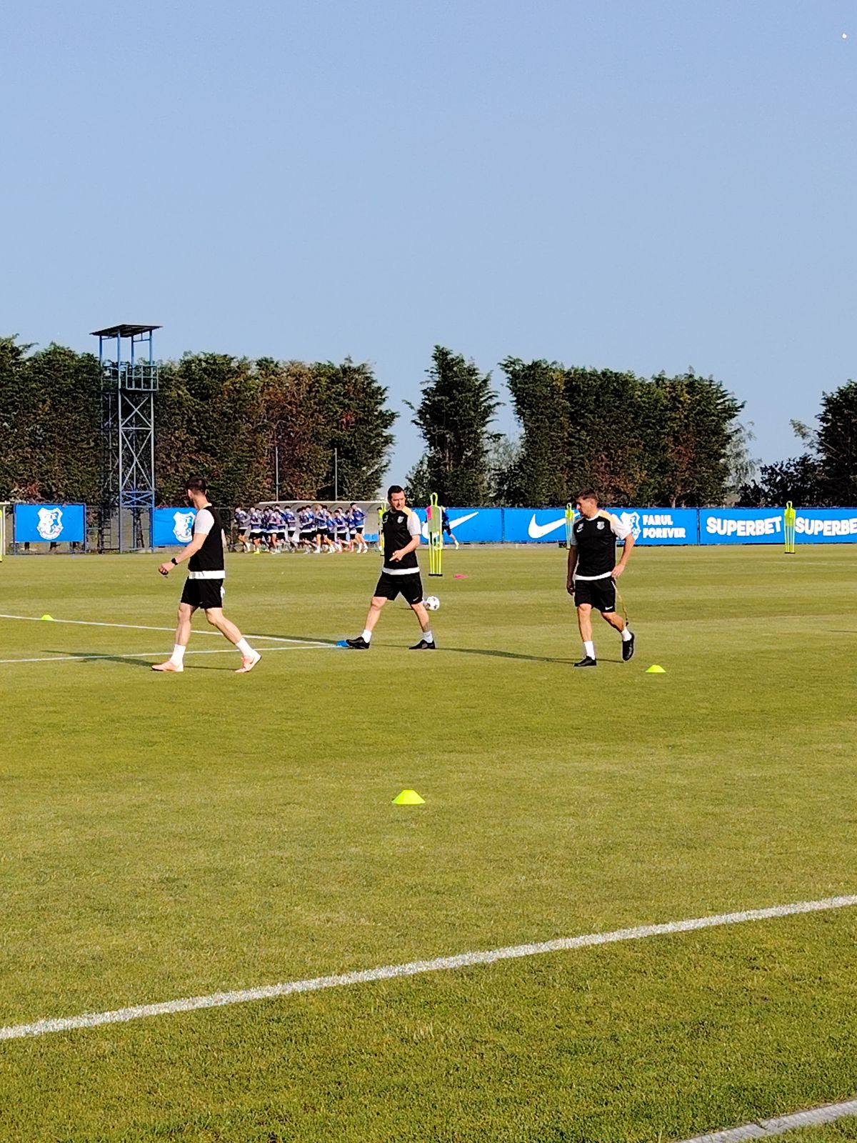 Schimbări masive la Farul, în ziua reunirii » 10 jucători sunt „PA” + prezență-surpriză: fotbalist cotat la 1,2 milioane de euro