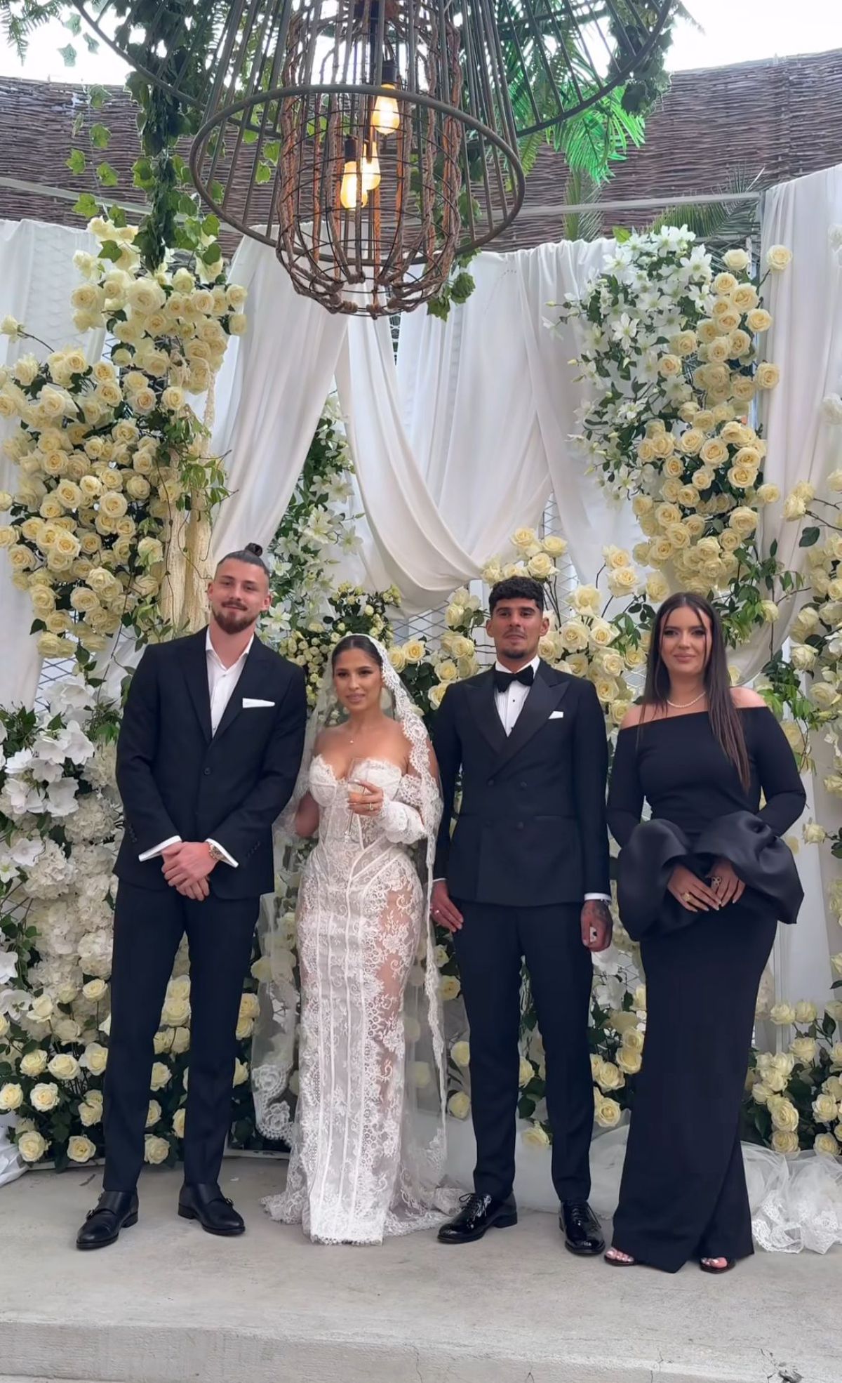 „Naționala” României, la nunta lui Florinel Coman! Imagini tari de la petrecere