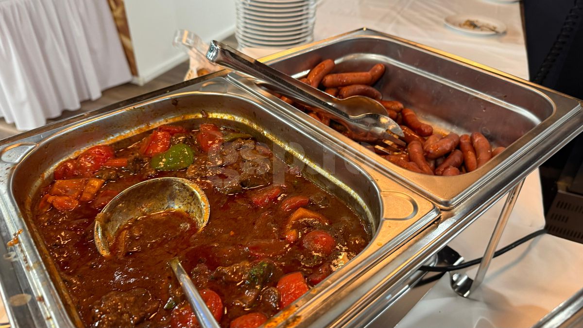 VIP la Euro U21 » Cum arată meniul Michelin de la meciuri: de la iepure cu dulceață de caise la șalău cu fenicul copt! Imaginile sunt savuroase