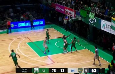 Coș uluitor în campionatul de baschet al Argentinei! A marcat 7 puncte în ultimul minut și echipa lui este aproape de o surpriză uriașă