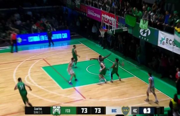 Coș uluitor în campionatul de baschet al Argentinei! A marcat 7 puncte în ultimul minut și echipa lui este aproape de o surpriză uriașă