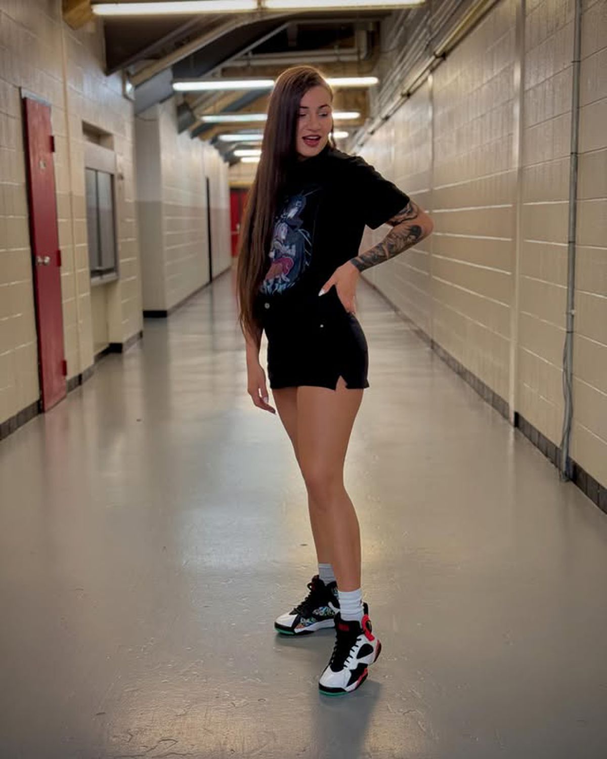 Diana Belbiță și-a intrat în noul rol la UFC 318 » Dustin Poirier s-a retras din MMA, după înfrângerea cu Max Holloway