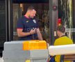 A doua zi după penalty-ul ratat cu Italia, Louis Munteanu a fost băgat „în ședință” de oficialii FRF, chiar în fața hotelului