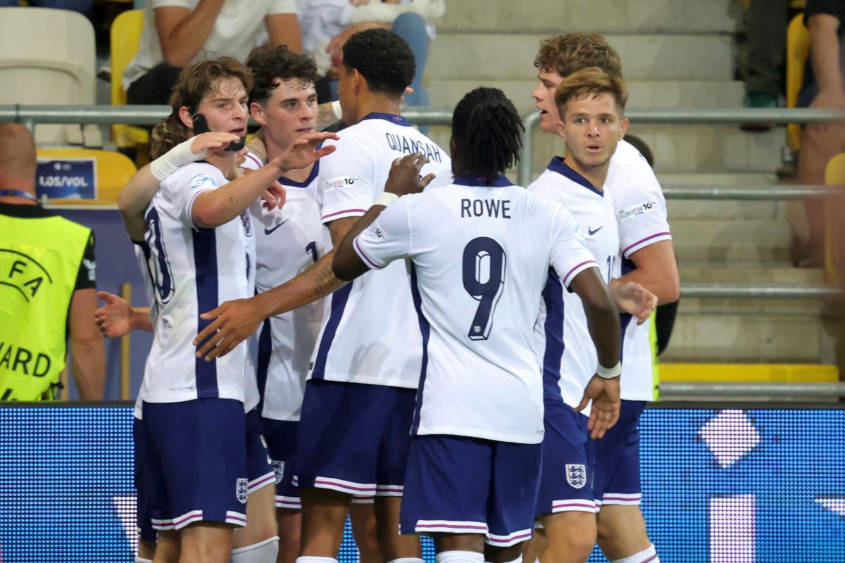 „Drăgușin e un monstru!” » Interviu EXCLUSIV cu coechipierul românului de la Tottenham: „Mi-a făcut treaba mai ușoară”