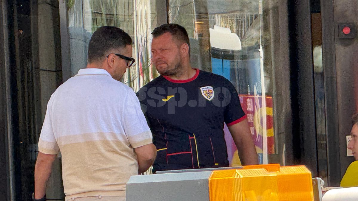 A doua zi după penalty-ul ratat cu Italia, Louis Munteanu a fost băgat „în ședință” de oficialii FRF, chiar în fața hotelului
