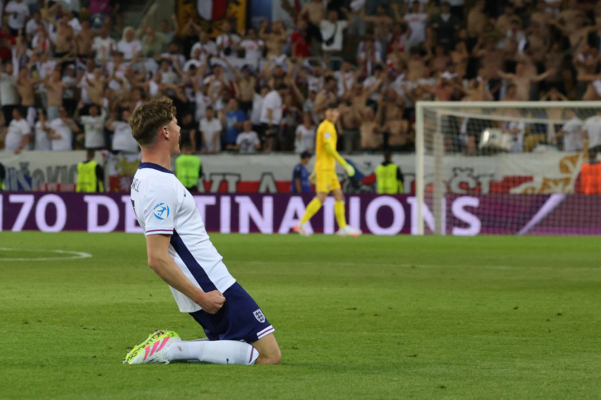 „Drăgușin e un monstru!” » Interviu EXCLUSIV cu coechipierul românului de la Tottenham: „Mi-a făcut treaba mai ușoară”