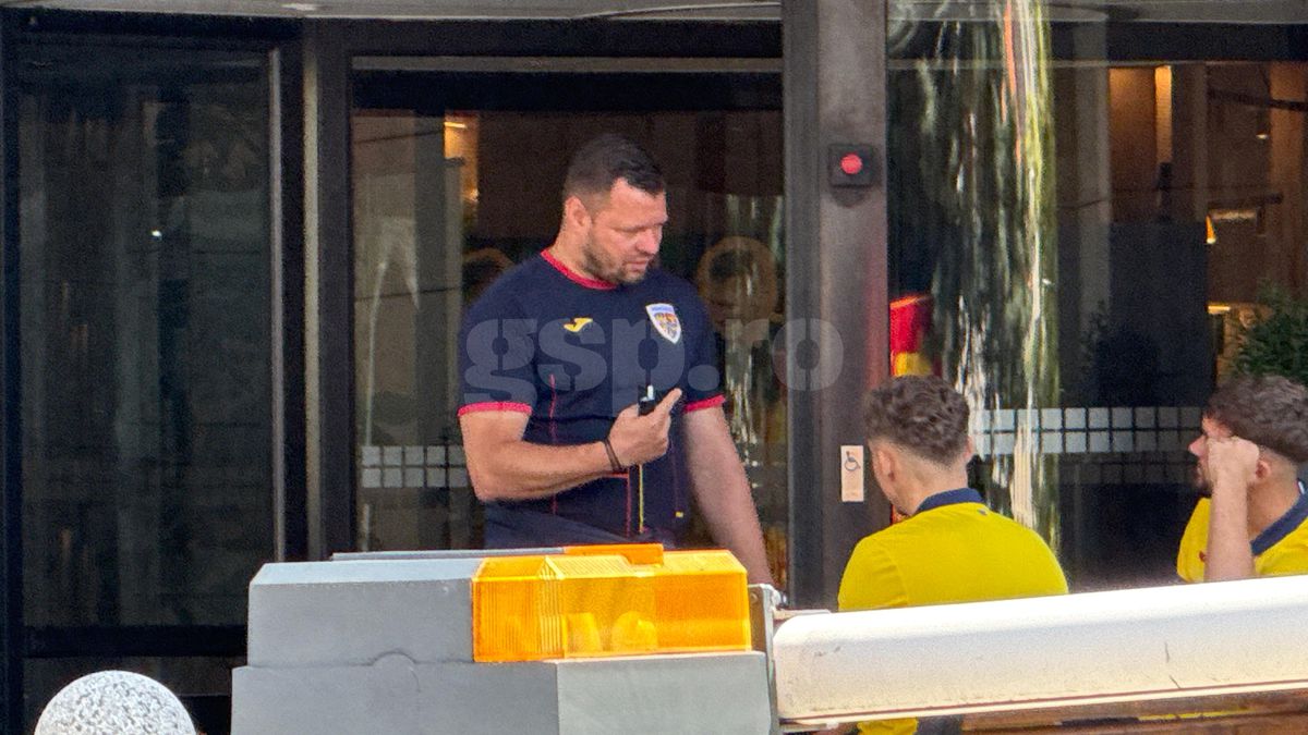 A doua zi după penalty-ul ratat cu Italia, Louis Munteanu a fost băgat „în ședință” de oficialii FRF, chiar în fața hotelului