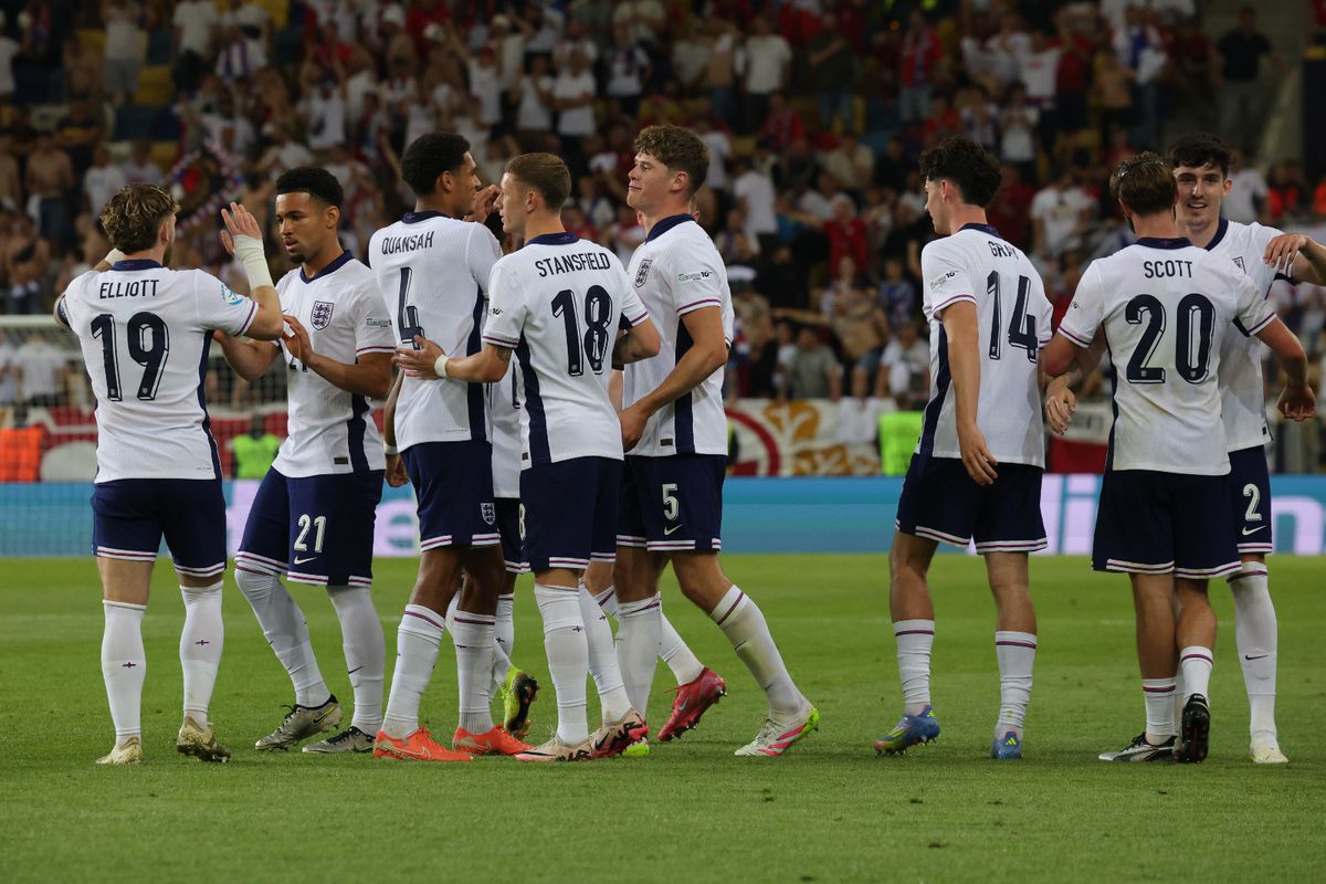 „Drăgușin e un monstru!” » Interviu EXCLUSIV cu coechipierul românului de la Tottenham: „Mi-a făcut treaba mai ușoară”