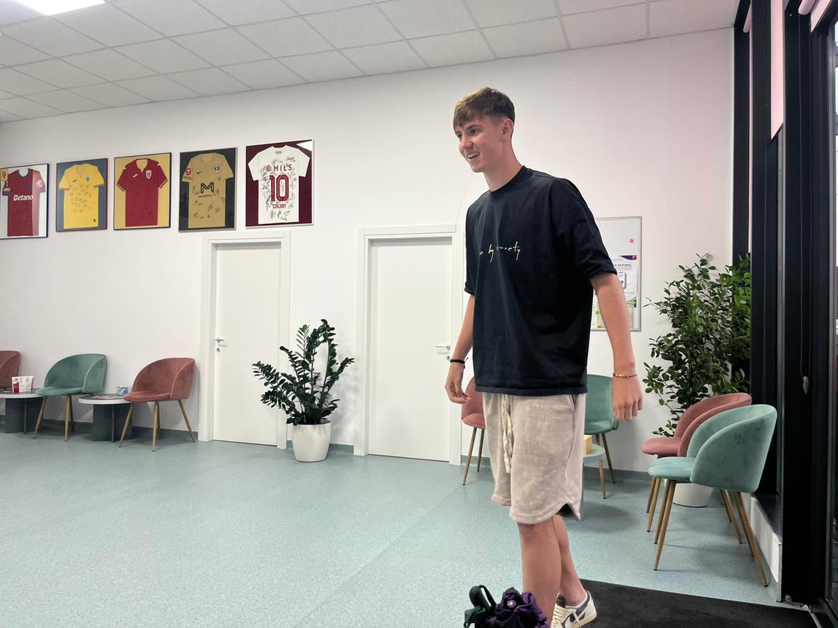 Tinerii lui Dinamo la vizita medicală