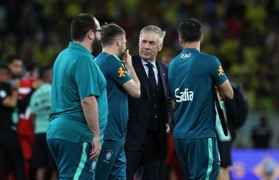 Film documentar de Oscar cu Ancelotti! » Un celebru regizor italian filmează în SUA antrenamentele Braziliei