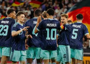 Joshua Kimmich și colegii plătesc 600 de bilete pentru fanii lor. Ce stă în spatele deciziei