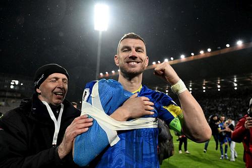 Edin Dzeko, dezvăluiri tulburătoare înaintea meciului de la Mondial // foto: getty images