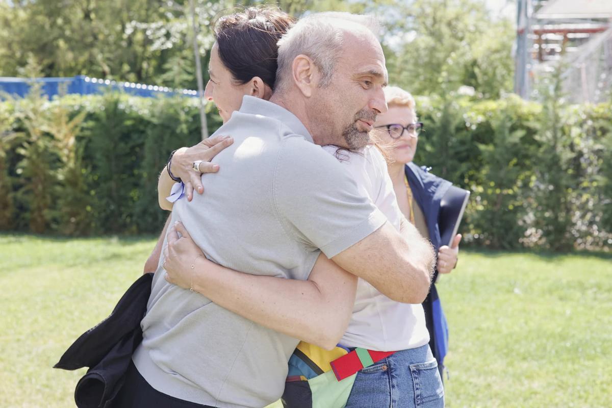 „Trăiește” » Povestea tatuajului Anei Maria Brânză: „Doamna, nu vă supărați, dumneavoastră ați fost susținută întotdeauna de adulți?”
