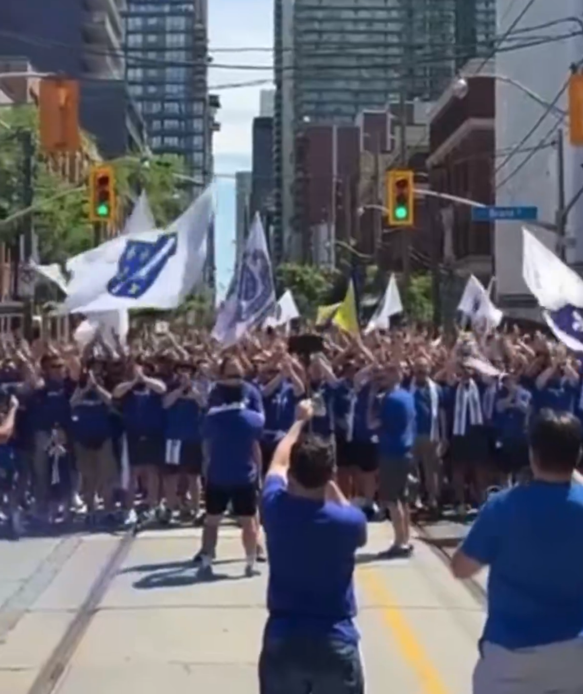 Fanii canadieni si cei bosniaci au dat nas în nas pe străzile din Toronto
