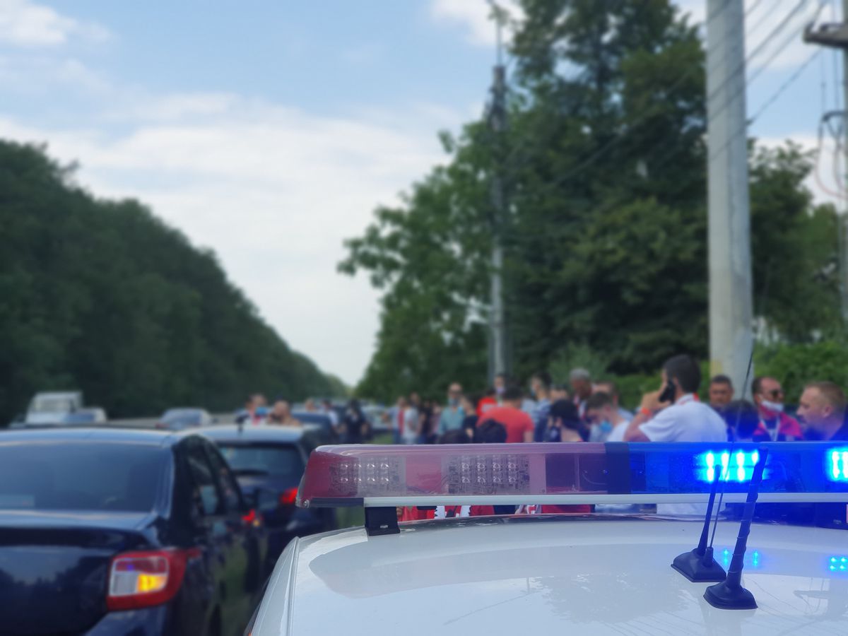 DINAMO - POLI IAȘI. VIDEO + FOTO Fanii lui Dinamo fac totul pentru victoria în fața lui Rednic! Ce se întâmplă la Săftica