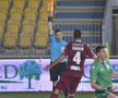Petrolul a ratat de 3 ori de la punctul cu var, după ce asistentul Ferencz Tunyogi a dictat repetarea penalty-ului