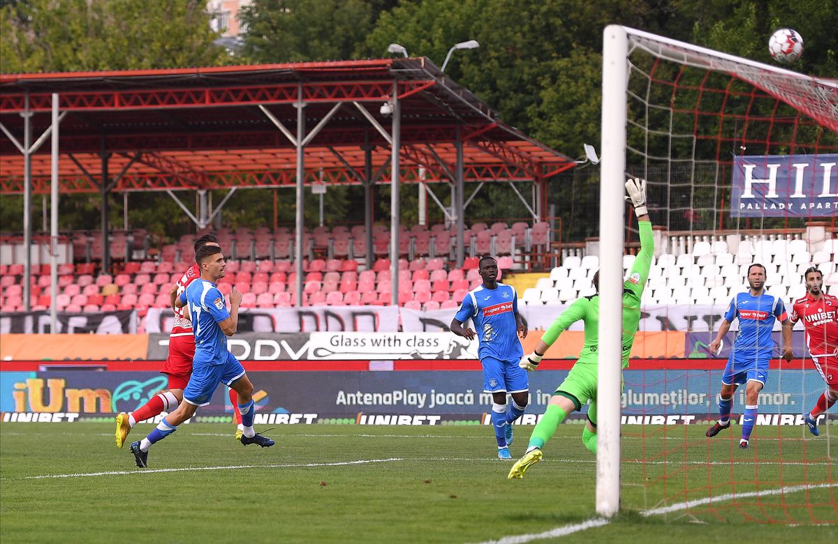 DINAMO. EXCLUSIV Mulțescu a primit o „încurajare” la care nu se aștepta chiar de la un dinamovist: „A fost odată ca-n povești, a fost Dinamo București”