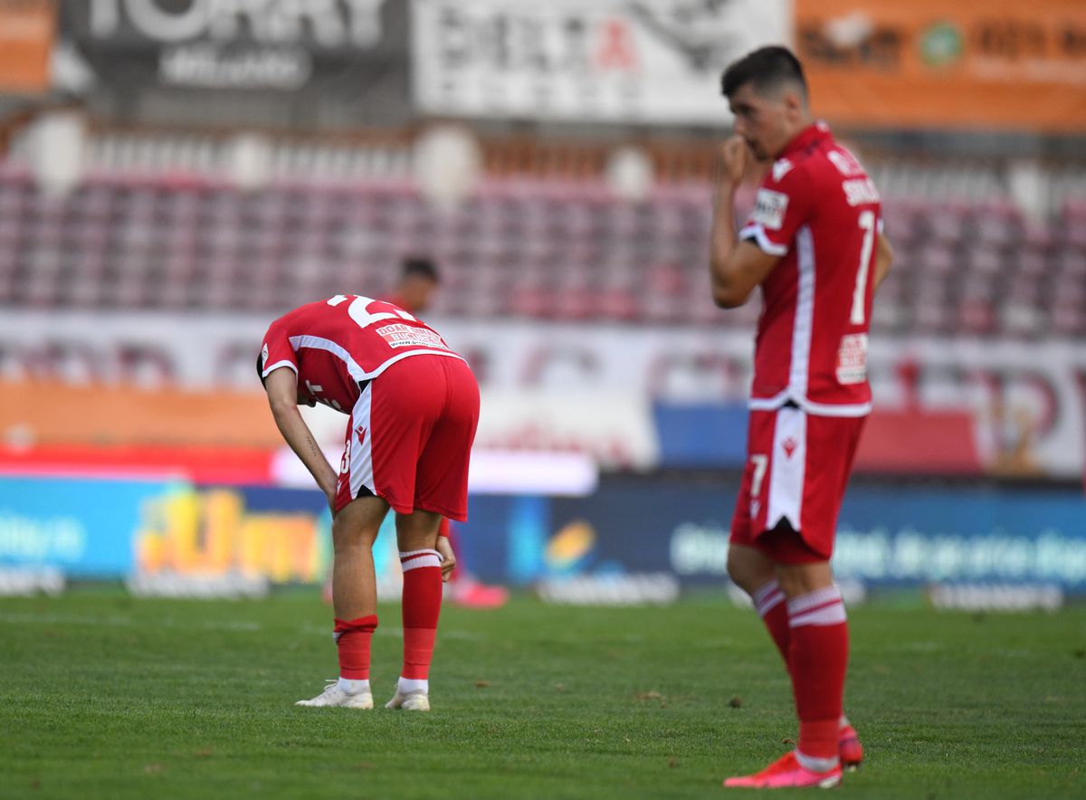 DINAMO. Ei sunt puștii care vor să-i salveze pe „câini” de la retrogradare: „M-aș simți ca un erou”