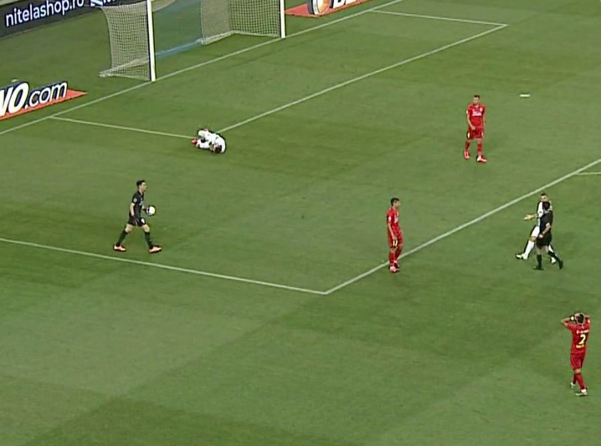 FOTO Ce prostie a făcut Andrei Vlad! Elvir Koljic, lovit cu pumnul în față de portarul FCSB