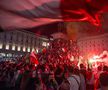 Fani italieni sărbătorind câștigarea EURO 2020