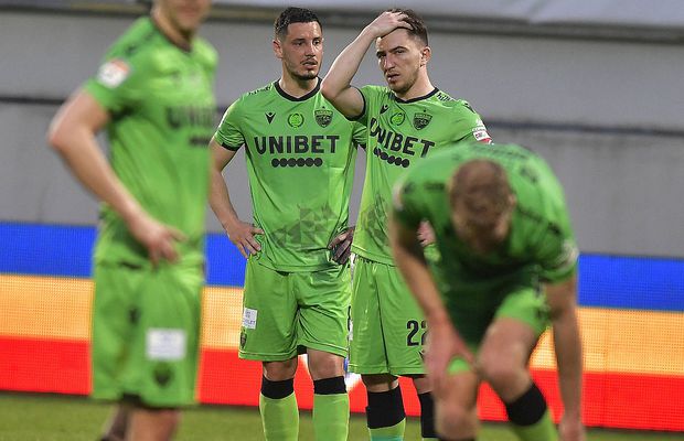 Dinamo nu are liniște deloc: cere 40.000 de euro ca să nu reclame clubul! Ce jucători vrea Mureșan să-i aducă lui Bonetti