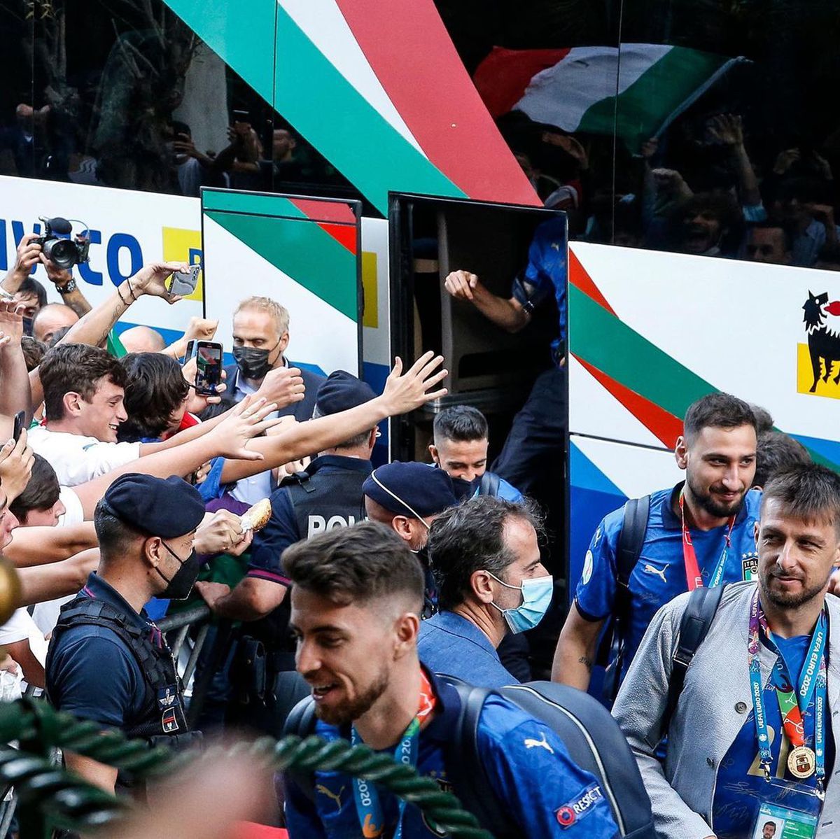 Chiellini l-a făcut „nebun”, el a adus 35 de debutanți » Povestea incredibilă a lui Roberto Mancini, creatorul invincibilei squadra