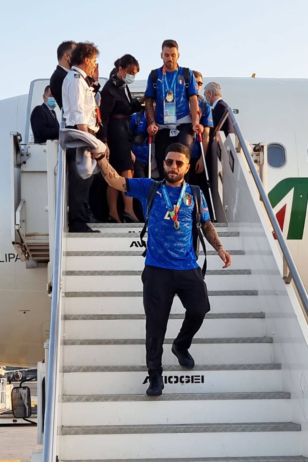 A ajuns acasă! Italienii au revenit în țară cu trofeul EURO 2020 și au fost așteptați de fani la aeroport