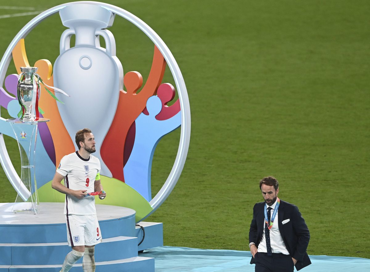 Imagini emoționante » Harry Kane și-a consolat soția în lacrimi după ce Anglia a pierdut EURO 2020: „Acest eșec ne va urmări multă vreme”