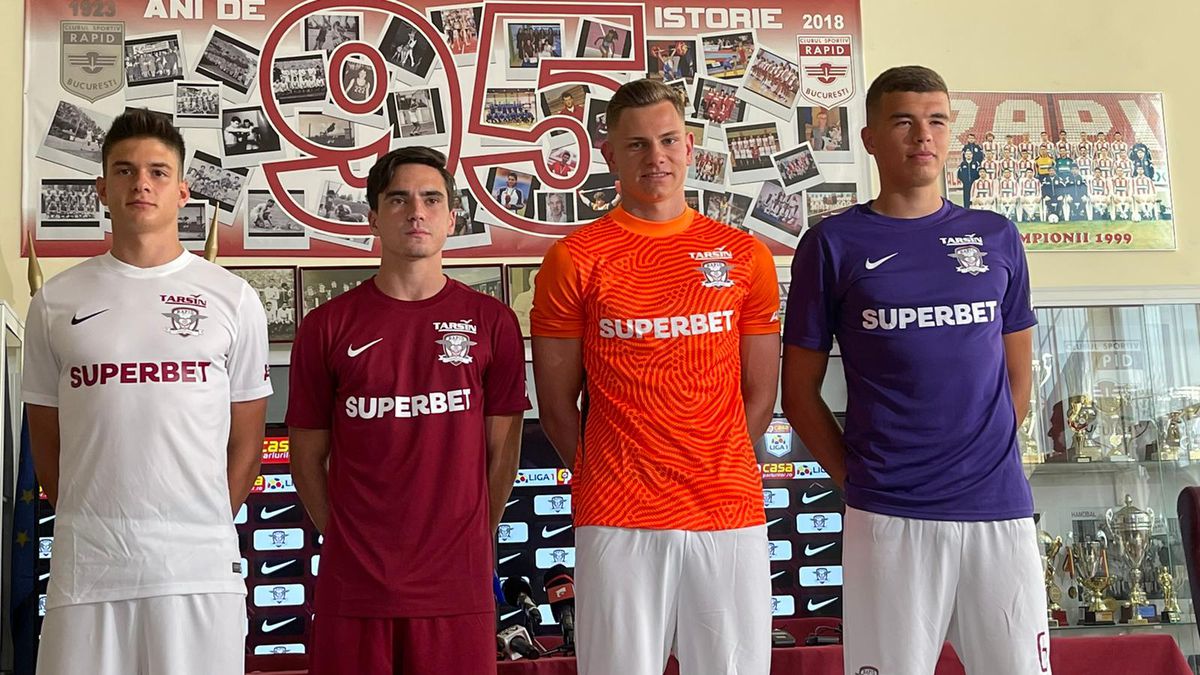 Echipamente Rapid 2021/2022