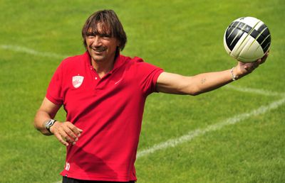 12 cluburi dispărute și doar doi supraviețuitori » Bonetti vine într-o nouă eră la Dinamo