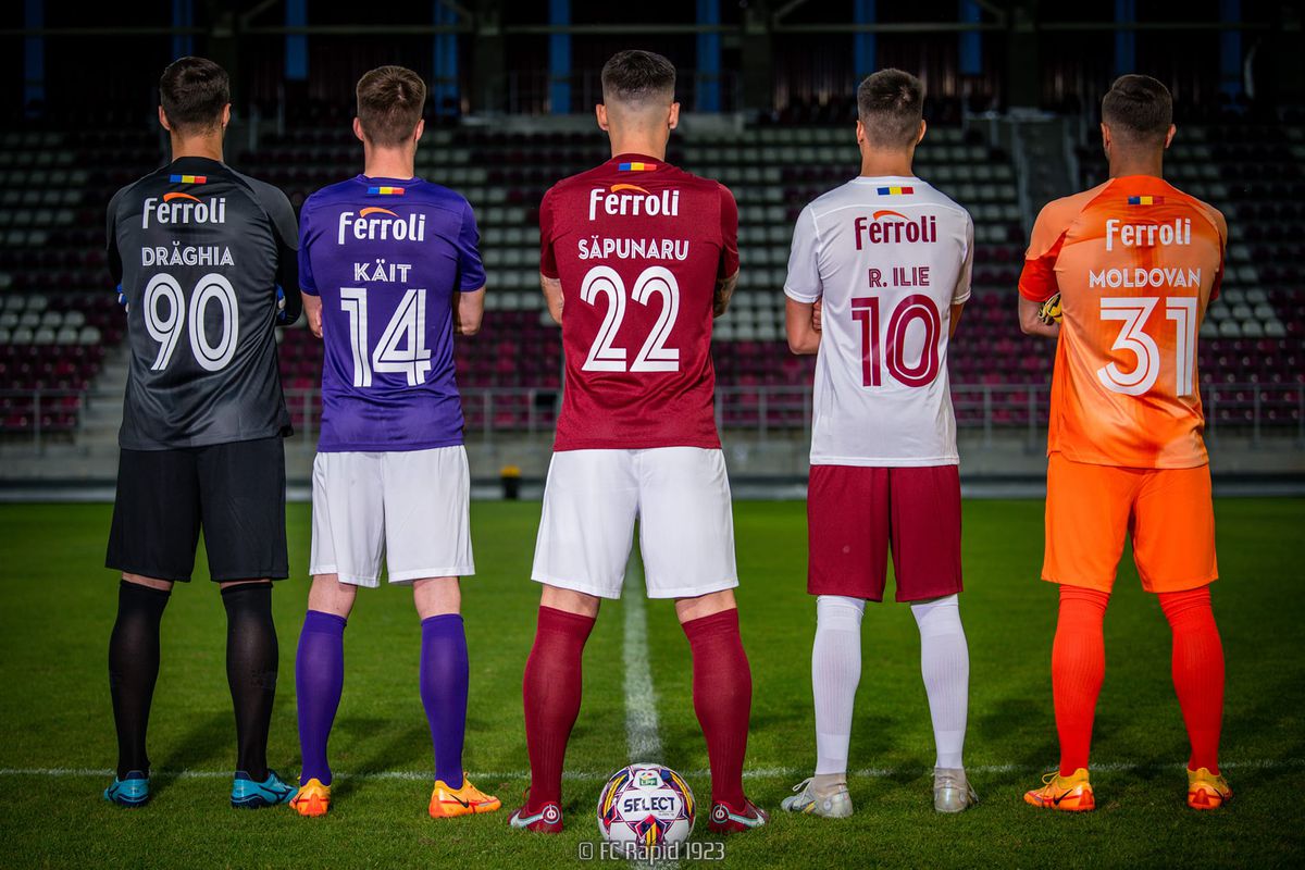 Rapid și-a prezentat noul echipament // FOTO: FC Rapid 1923