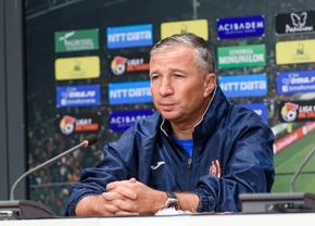 Dan Petrescu lovește din nou: „Pyunik nu e o echipă mică! A venit cu charter, a închiriat 41 de camere single” 