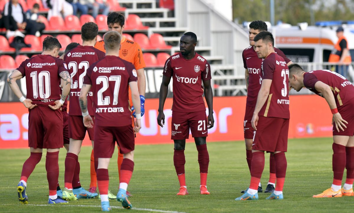 CFR Cluj - echipament 2022/2023