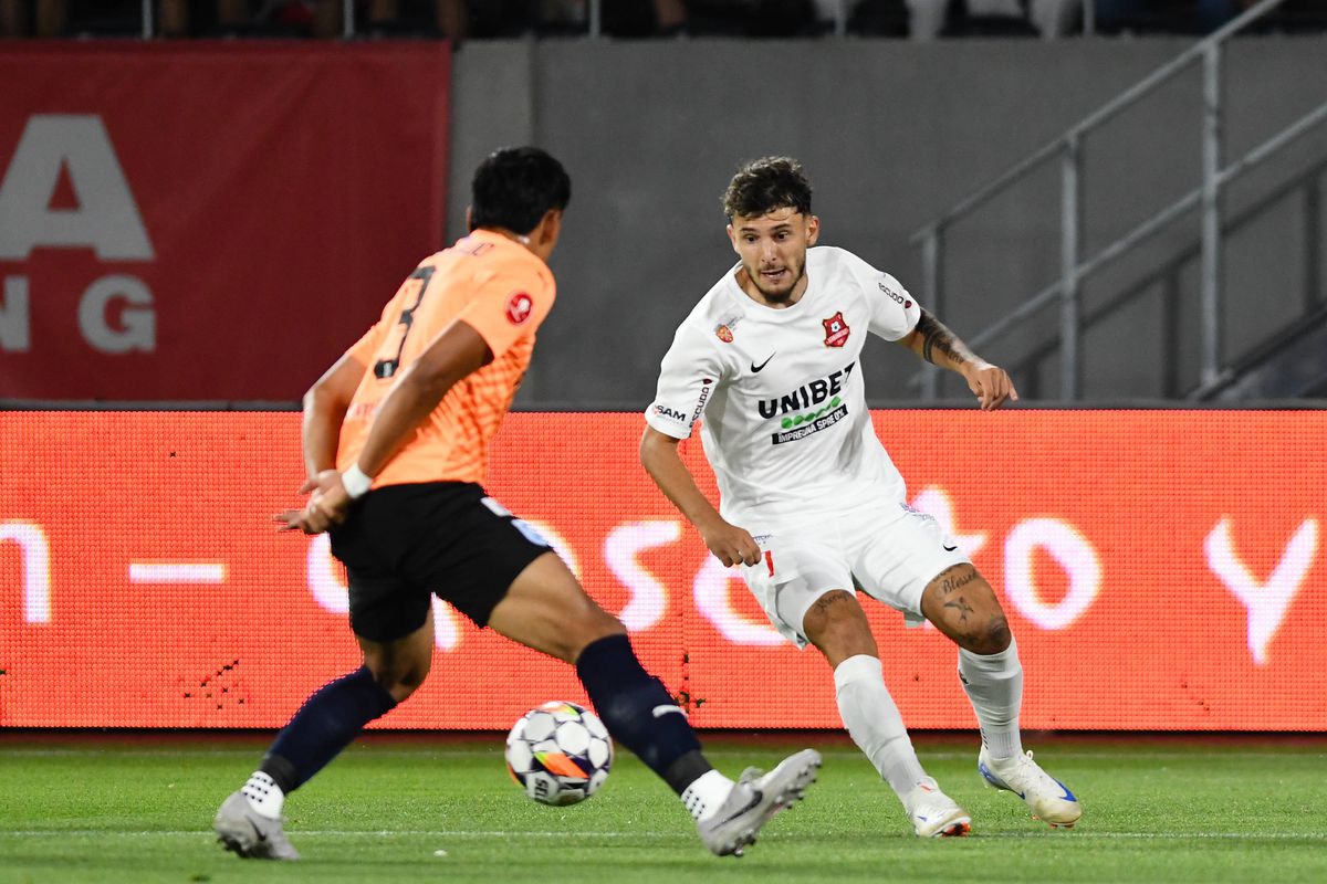 Hermannstadt - Universitatea Craiova 0-0 » Blocați la porțile Sibiului! Rafală de ocazii ale oltenilor, dar niciun gol