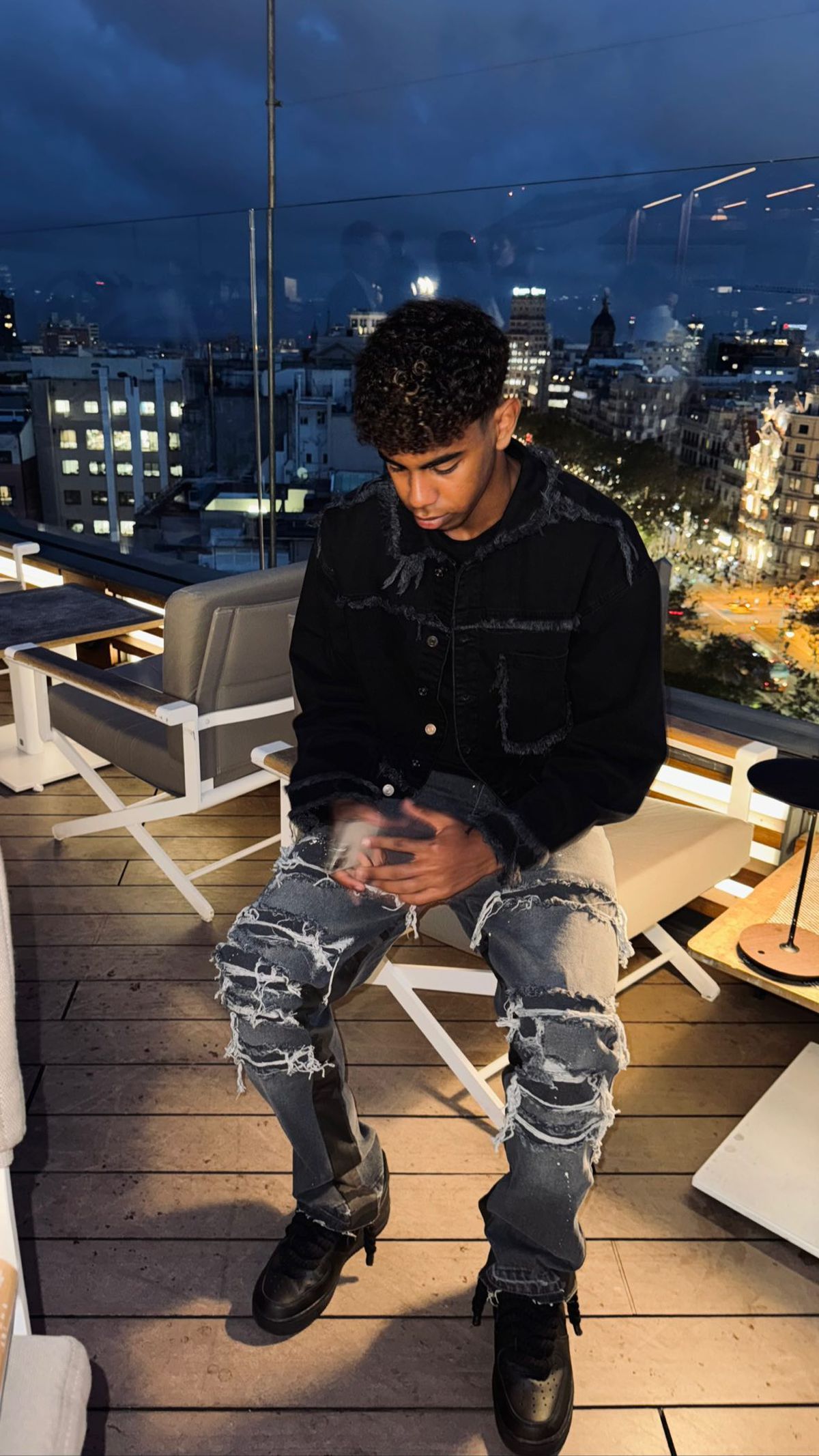 10 lucruri esențiale din viața lui Lamine Yamal: de la eșarfa care miroase a părinții săi la semnificația gestului făcut după marcarea golurilor