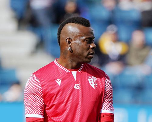 Mario Balotelli (33 de ani), atacant italian, șomer după despărțirea de Adana Demirspor, se află în negocieri avansate cu Corinthians.