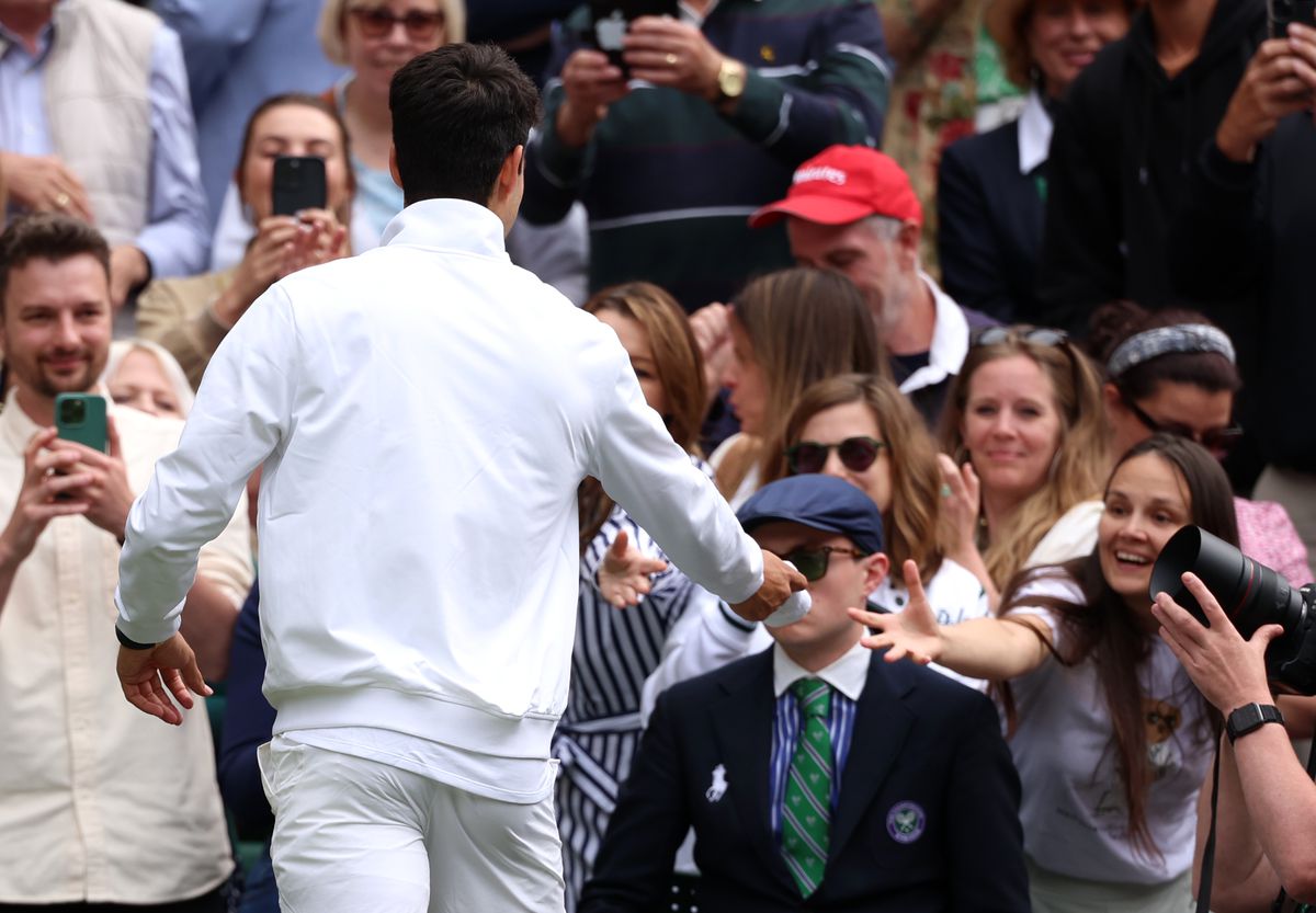 Carlos Alcaraz, victorie cu Medvedev și calificare în finală » Își va apăra titlul la Wimbledon: „Am avut emoții la început, m-a dominat”