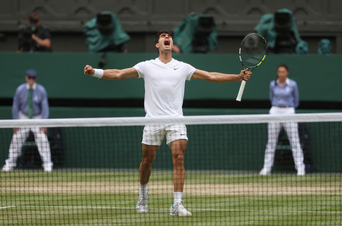 Carlos Alcaraz, victorie cu Medvedev și calificare în finală » Își va apăra titlul la Wimbledon: „Am avut emoții la început, m-a dominat”