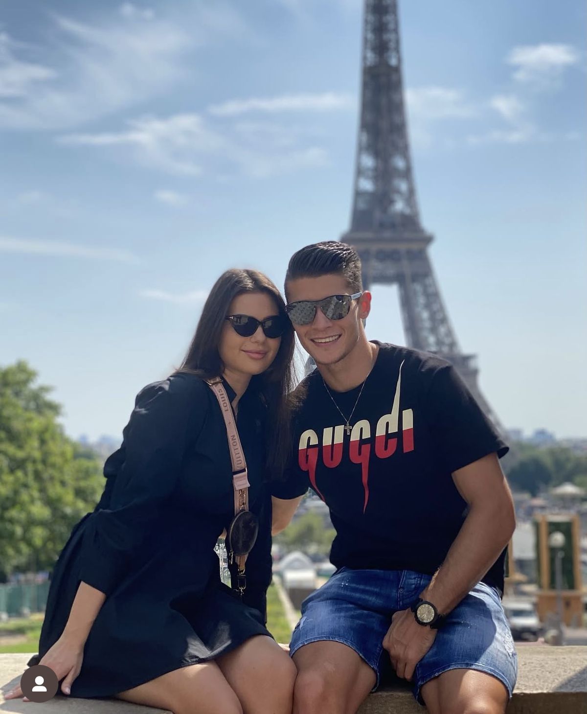 Talismanul secret al lui Alex Dobre! A stat lângă patronul Rapidului și a făcut show în lojă: „Mă motivează la fiecare meci”