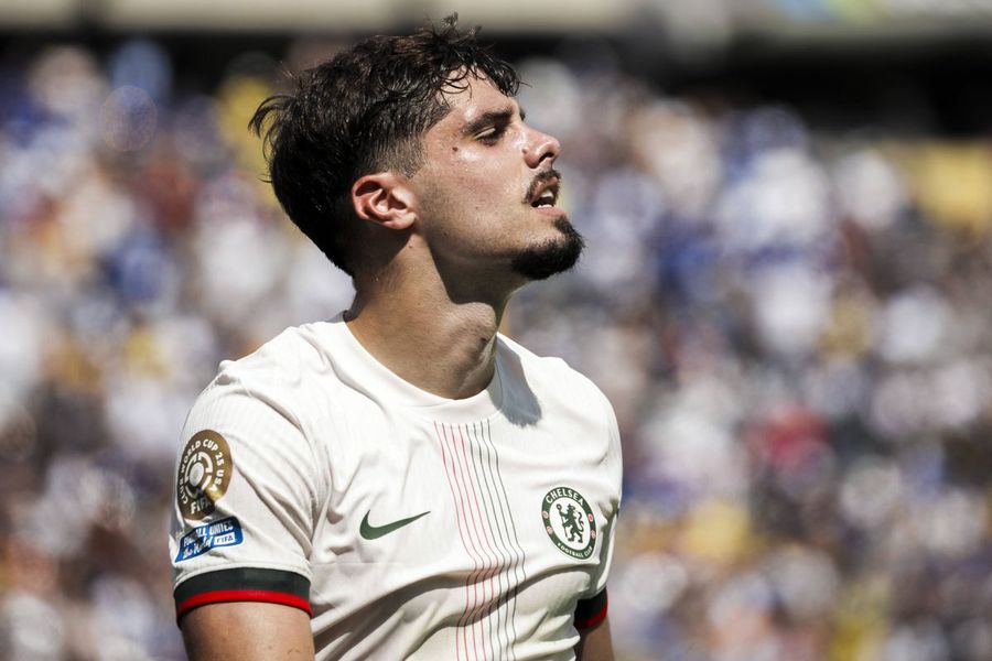 Barcelona a pus ochii pe fotbalistul pe care Chelsea a plătit 60 de milioane de euro