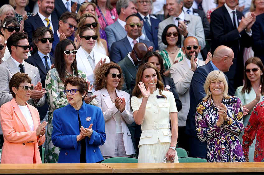 GALERIE FOTO Imagini COLOSALE din loja regală de la Wimbledon » Simona Halep, lângă prințesa Kate Middleton în timpul finalei feminine